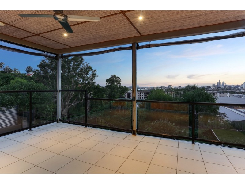 33 Highlands Street, Albion QLD 4010