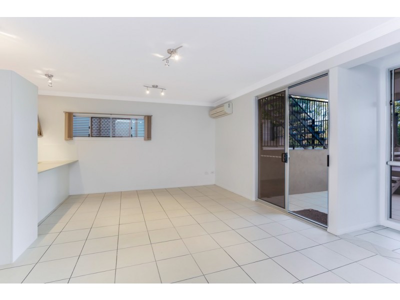 33 Highlands Street, Albion QLD 4010