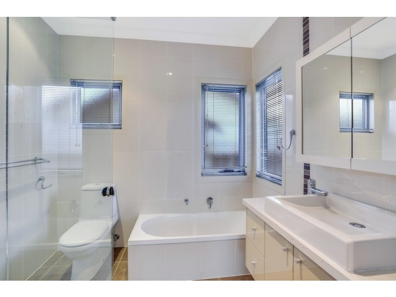 33 Highlands Street, Albion QLD 4010