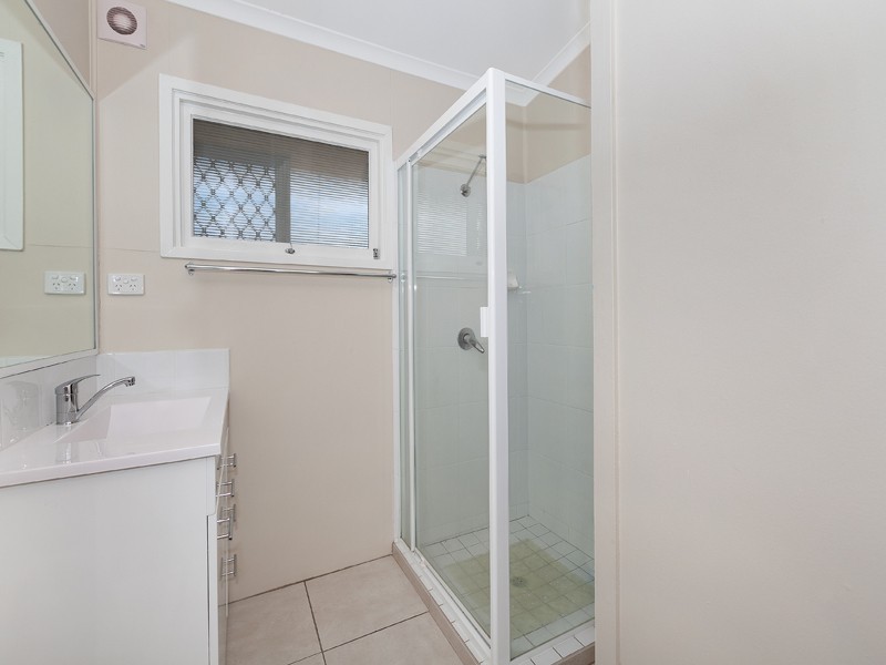 64 Stoneleigh Street, Albion QLD 4010