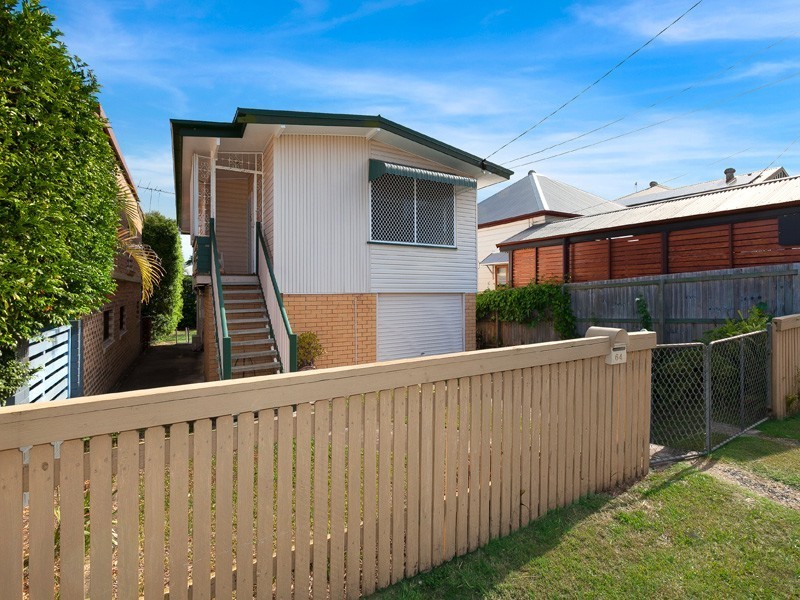 64 Stoneleigh Street, Albion QLD 4010