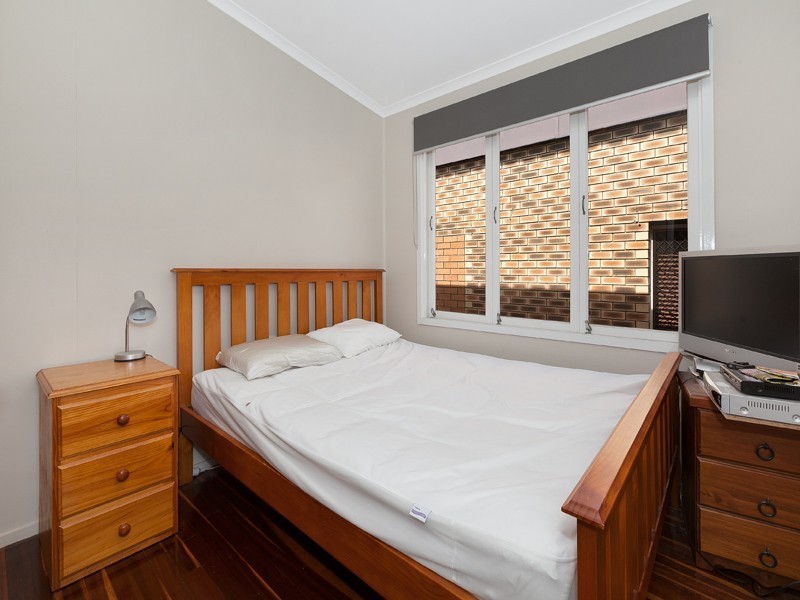 64 Stoneleigh Street, Albion QLD 4010