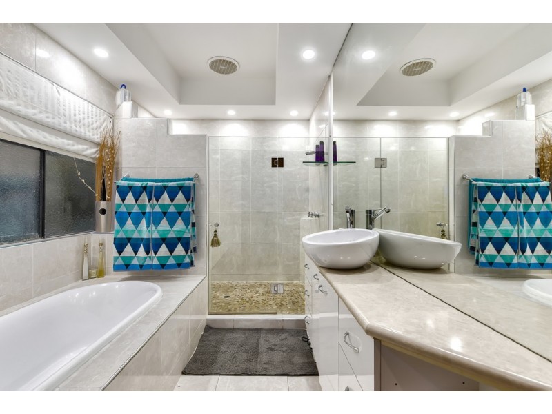 22 Pilliga Street, Wavell Heights QLD 4012