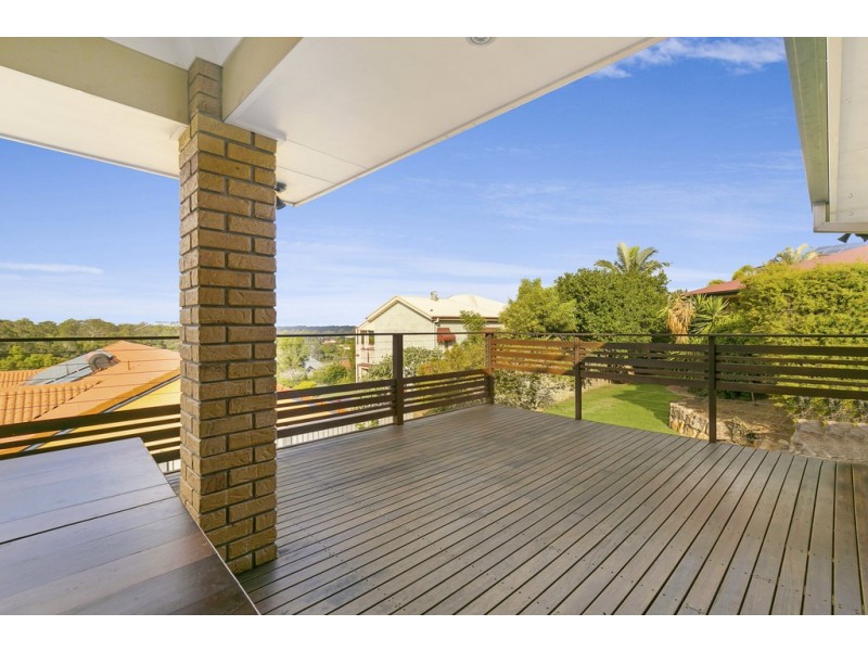5 Excelcia Court, Eatons Hill QLD 4037
