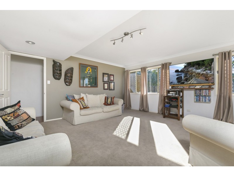 5 Excelcia Court, Eatons Hill QLD 4037