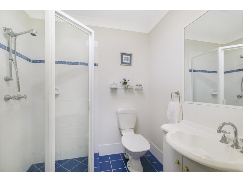 5 Excelcia Court, Eatons Hill QLD 4037