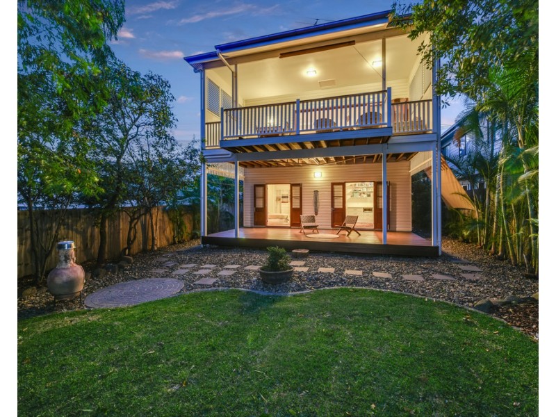 18 Noel Street, Hendra QLD 4011