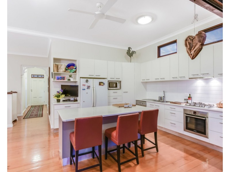 18 Noel Street, Hendra QLD 4011