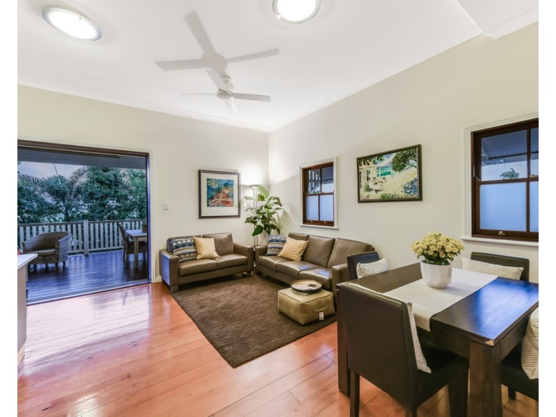 18 Noel Street, Hendra QLD 4011