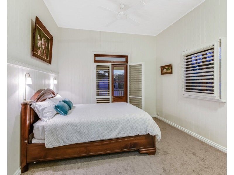 18 Noel Street, Hendra QLD 4011