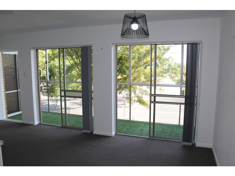 2/421 Sandgate Road, Albion QLD 4010