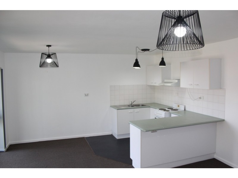 2/421 Sandgate Road, Albion QLD 4010