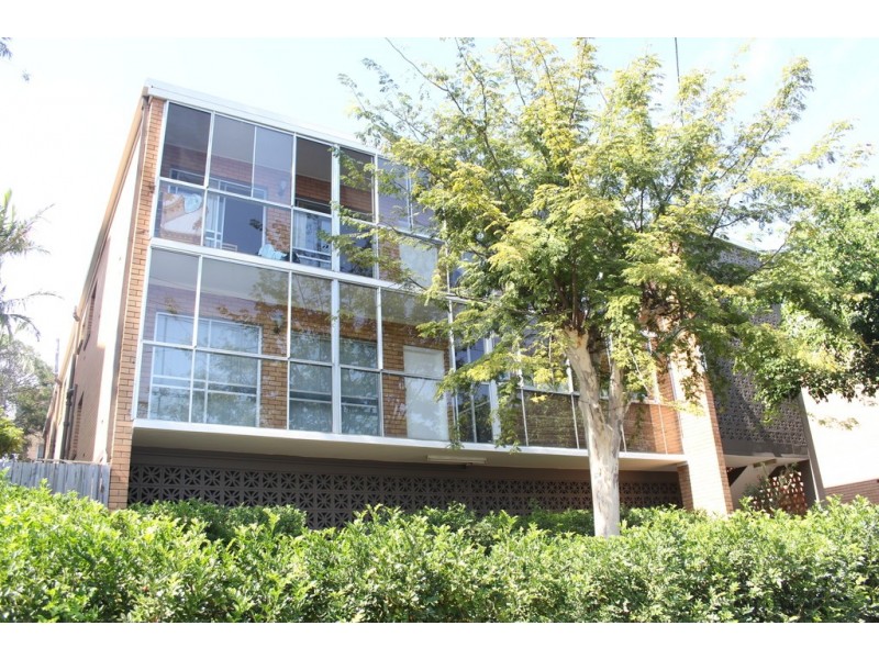 2/421 Sandgate Road, Albion QLD 4010