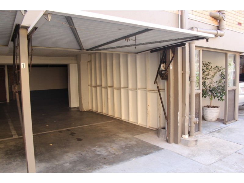 2/421 Sandgate Road, Albion QLD 4010