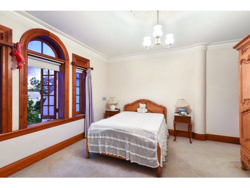 2 Lunar Place, Bridgeman Downs QLD 4035