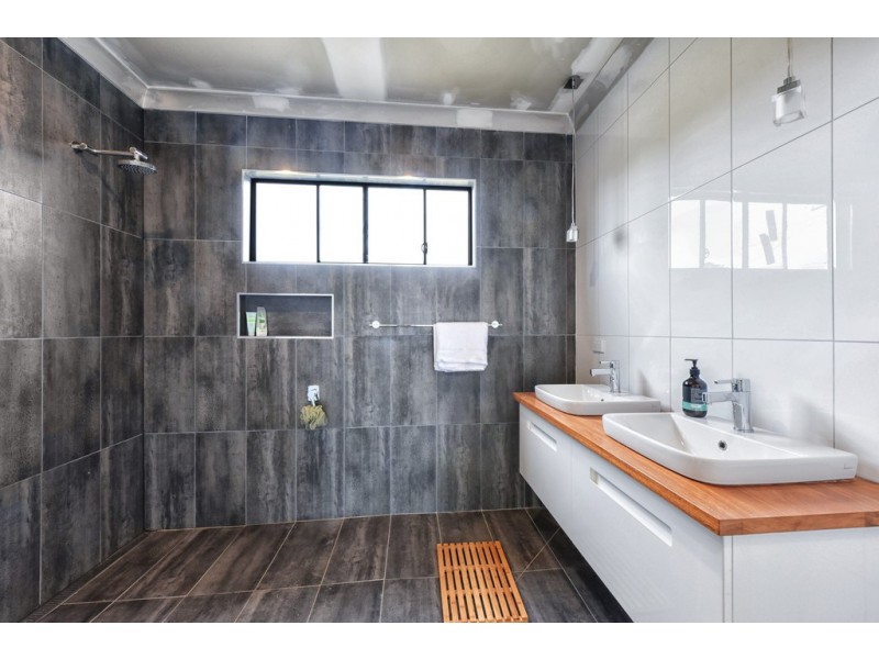 8 Folgate Street, Banyo QLD 4014