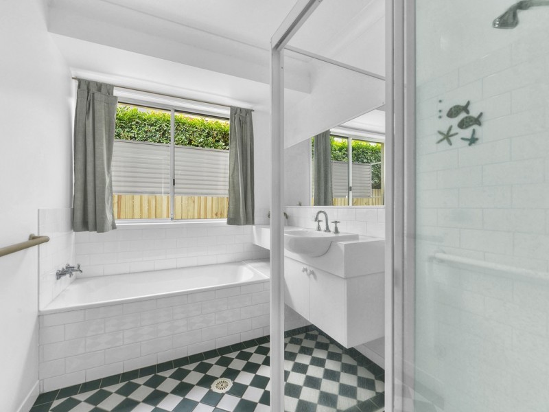 89 Pring Street, Hendra QLD 4011