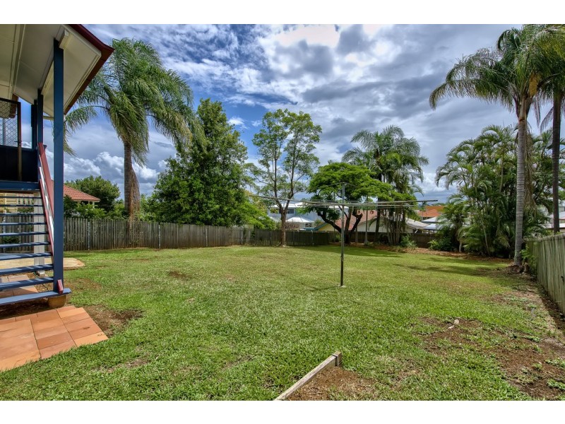 21 Deloraine Street, Wavell Heights QLD 4012