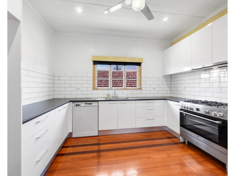 490 Stafford Road, Stafford QLD 4053