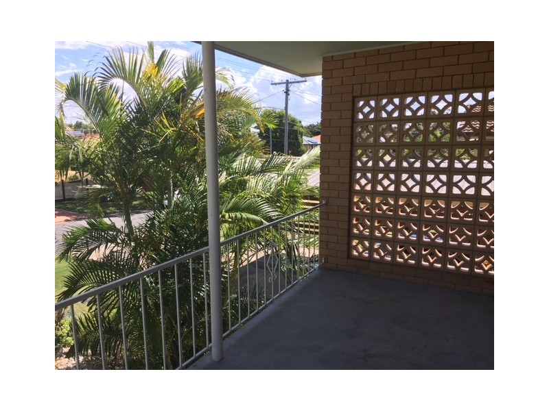 8 Williams Street, Redcliffe QLD 4020