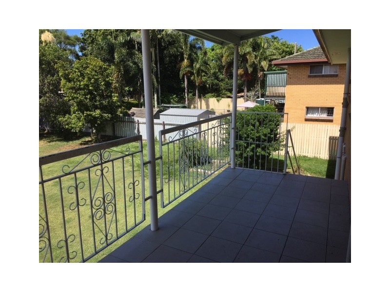 8 Williams Street, Redcliffe QLD 4020