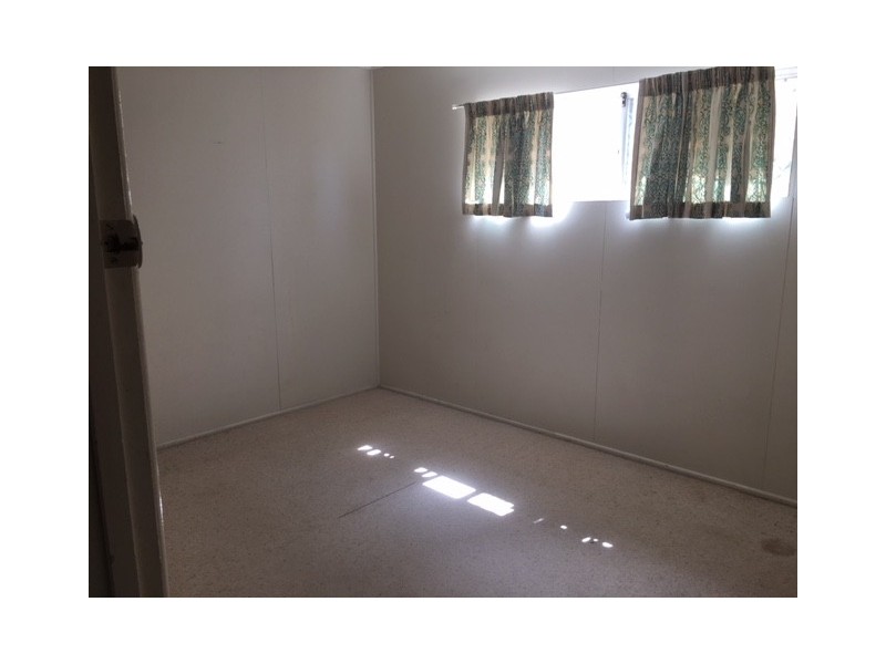 8 Williams Street, Redcliffe QLD 4020