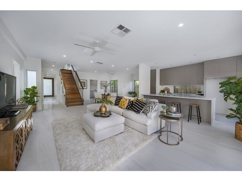 11 Gordon Street, Hendra QLD 4011