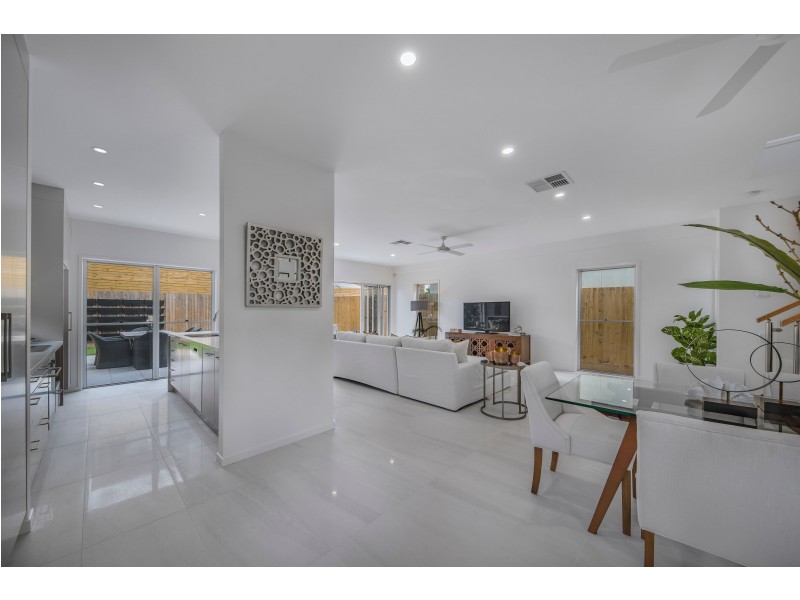 11 Gordon Street, Hendra QLD 4011