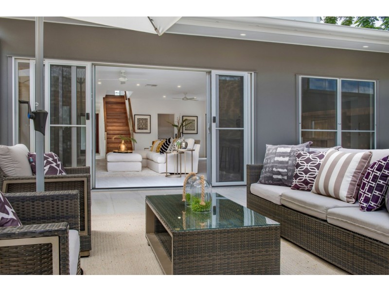 11 Gordon Street, Hendra QLD 4011