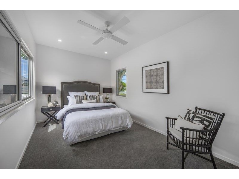 11 Gordon Street, Hendra QLD 4011