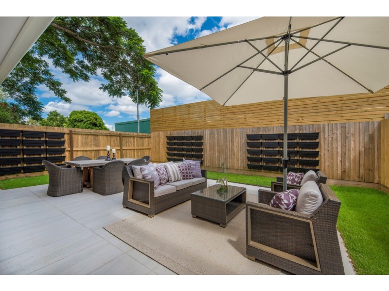 11 Gordon Street, Hendra QLD 4011