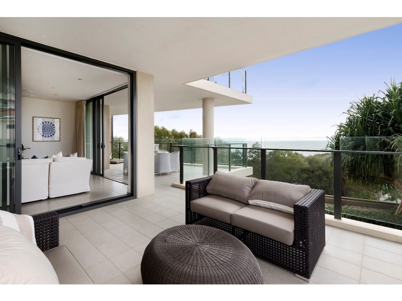 304/99 Marine Parade, Redcliffe QLD 4020