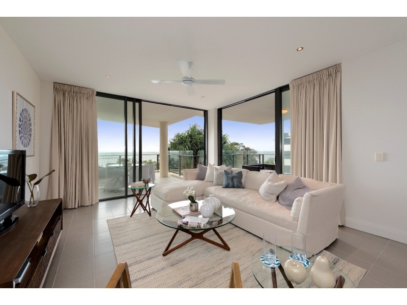 304/99 Marine Parade, Redcliffe QLD 4020