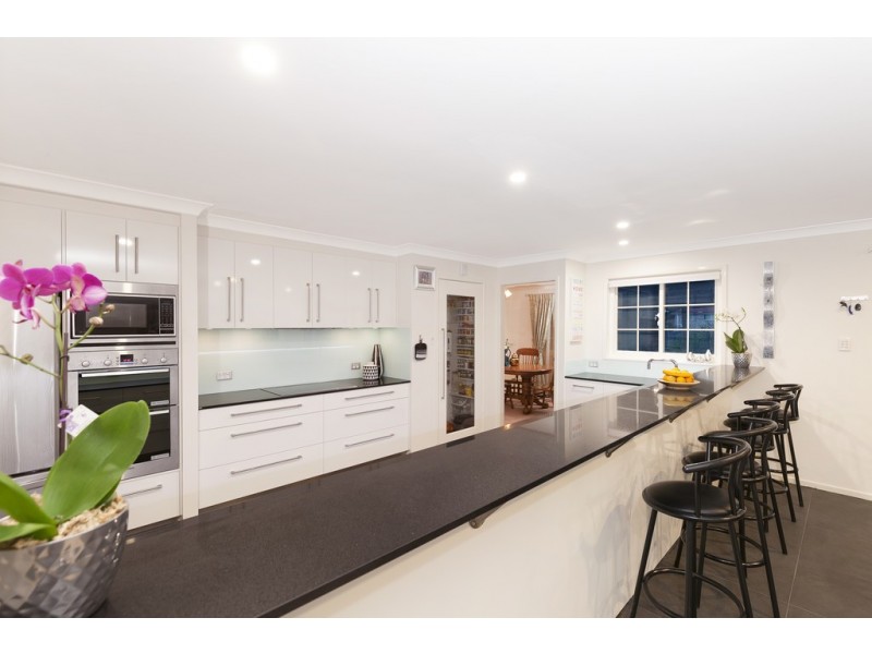 7 Galaxy Street, Bridgeman Downs QLD 4035