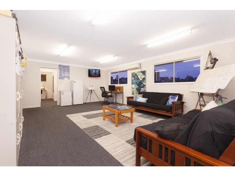 7 Galaxy Street, Bridgeman Downs QLD 4035