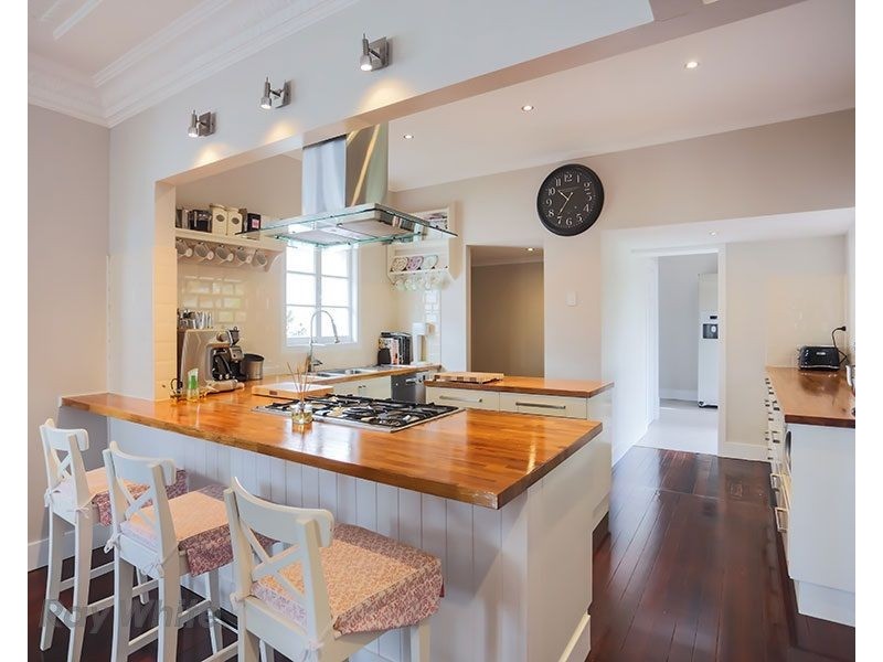 28 Turrana Street, Stafford QLD 4053