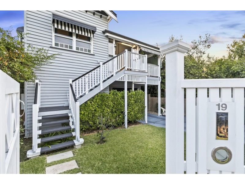 19 Rigby Street, Wooloowin QLD 4030