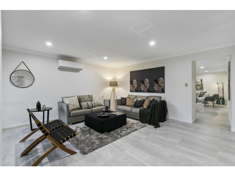 27 Winchcombe Avenue, Murrumba Downs QLD 4503