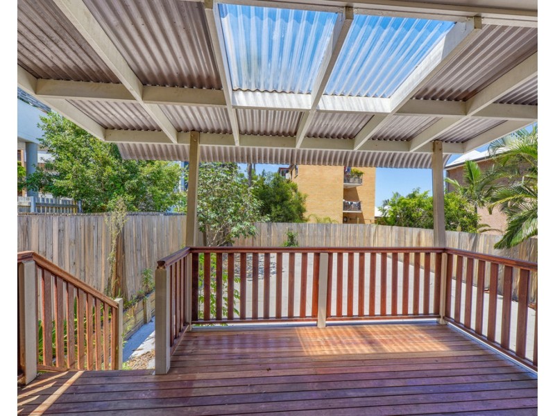 411 Sandgate Rd, Albion QLD 4010