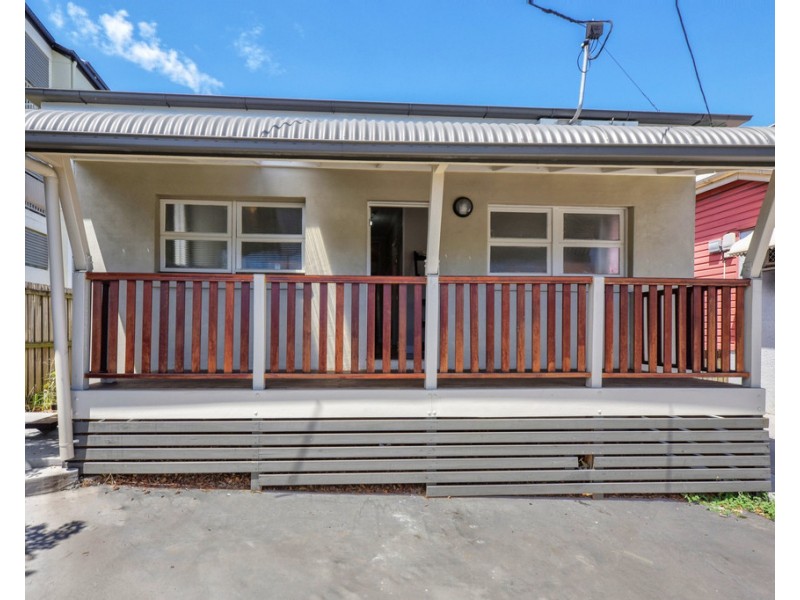411 Sandgate Rd, Albion QLD 4010
