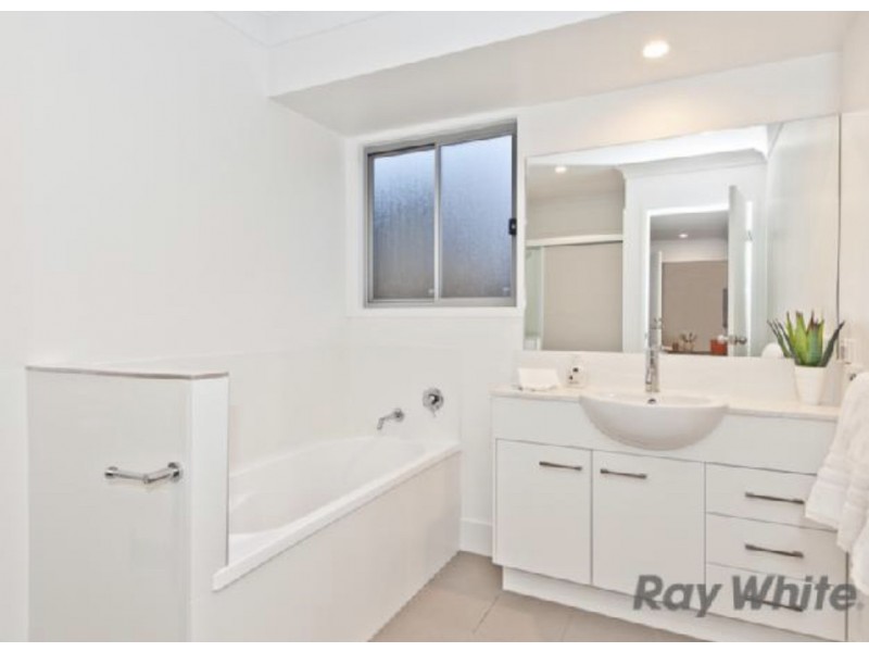 4/12 Junior Terrace, Northgate QLD 4013