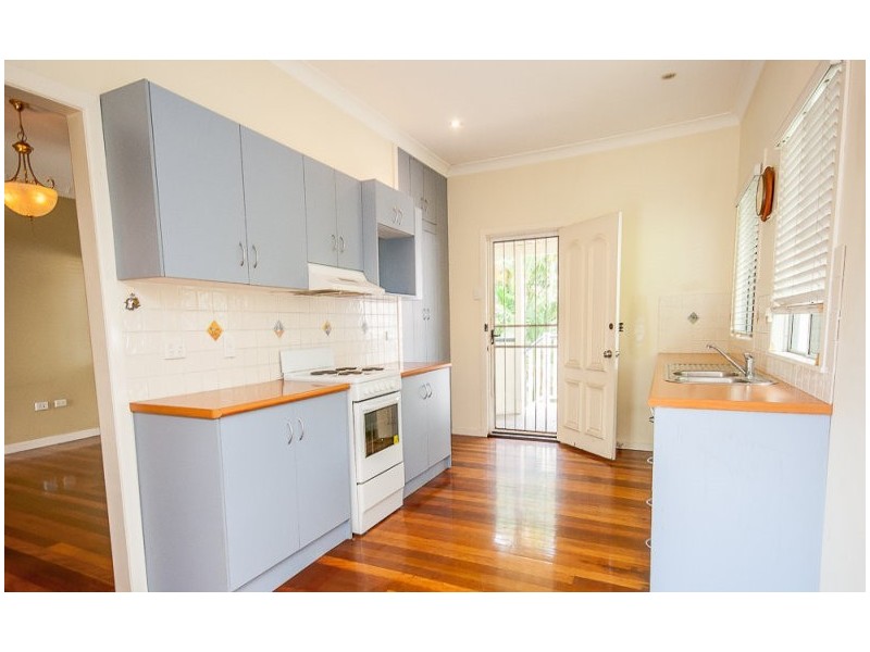 223 Earnshaw Road, Northgate QLD 4013