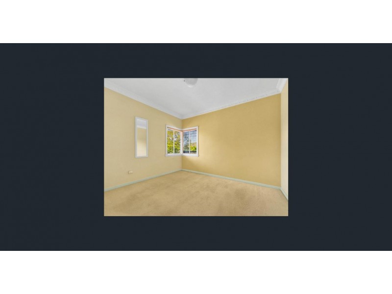 223 Earnshaw Road, Northgate QLD 4013