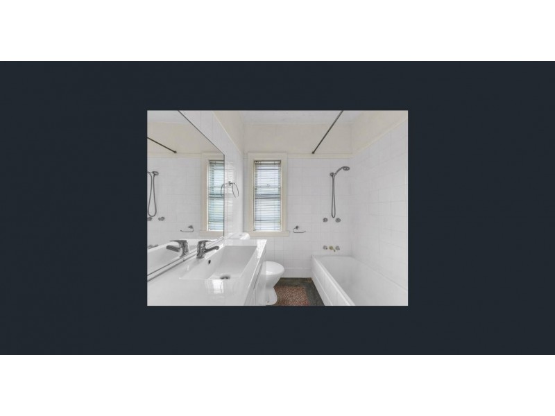 223 Earnshaw Road, Northgate QLD 4013