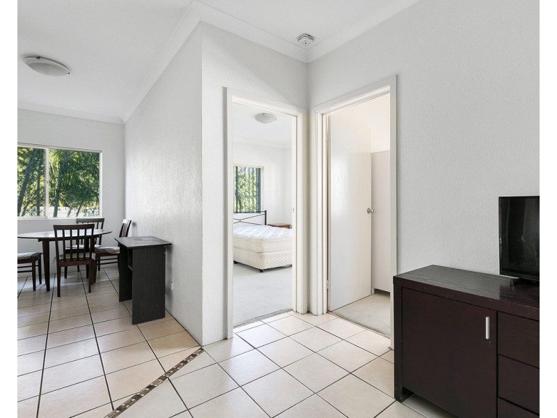 8/483 Sandgate Road, Albion QLD 4010