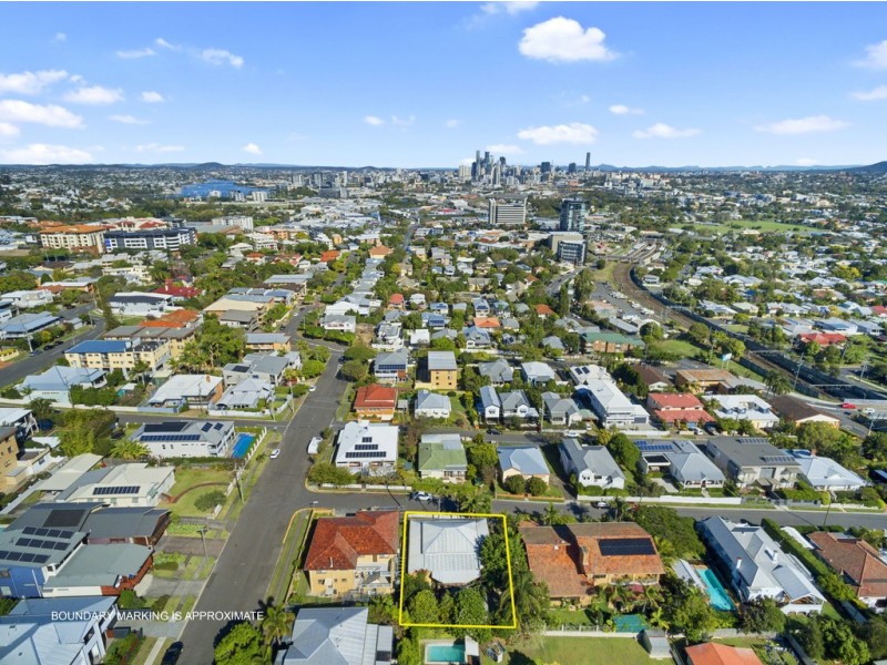 5 Oliver Street, Wooloowin QLD 4030