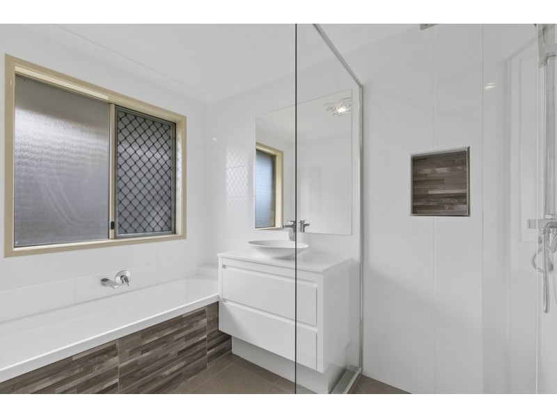 25 Baphal Crescent, Narangba QLD 4504