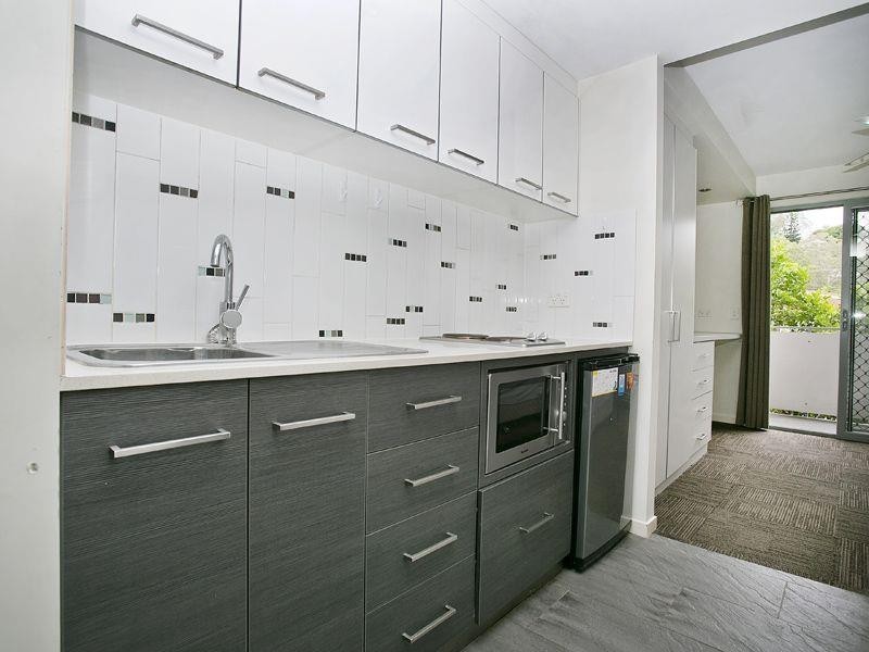 13/17 Erneton Street, Newmarket QLD 4051