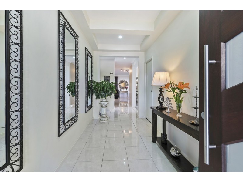 8 Player Street, North Lakes QLD 4509
