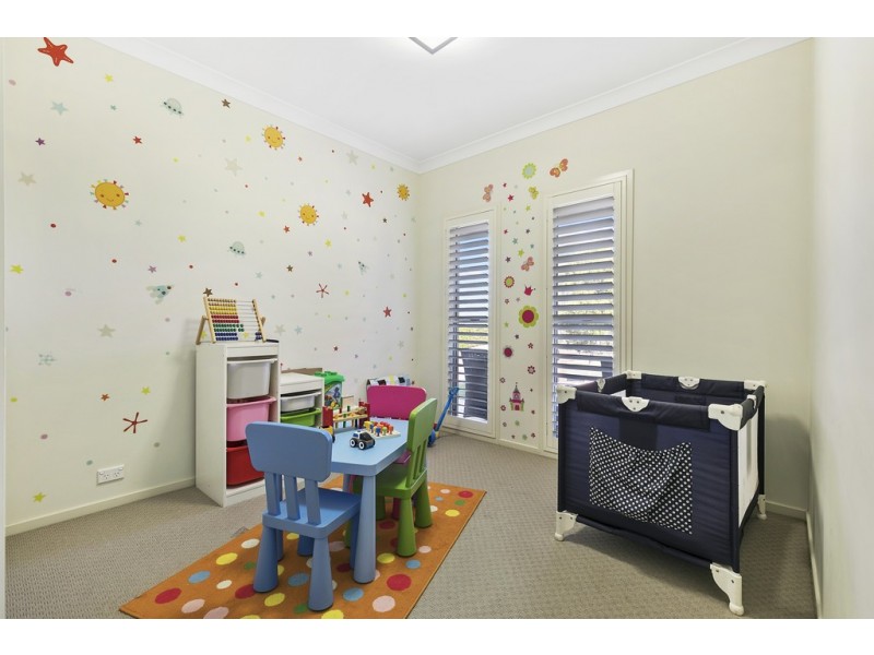 8 Player Street, North Lakes QLD 4509